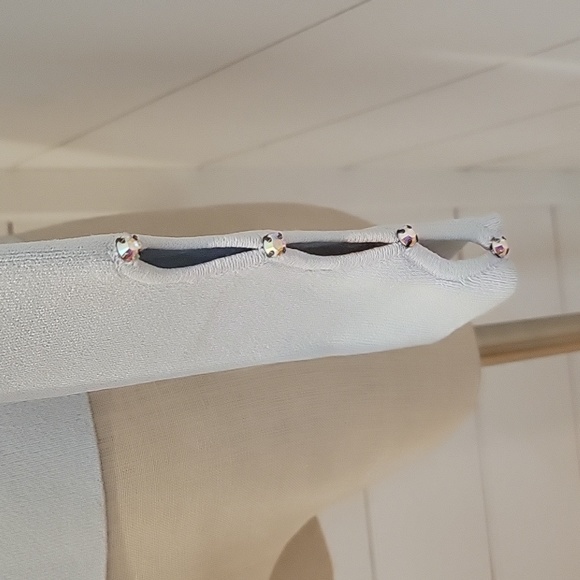 DANA BUCHMAN blue long sleeve scoop neck with "diamond" embellishments at wrists - Picture 2 of 4